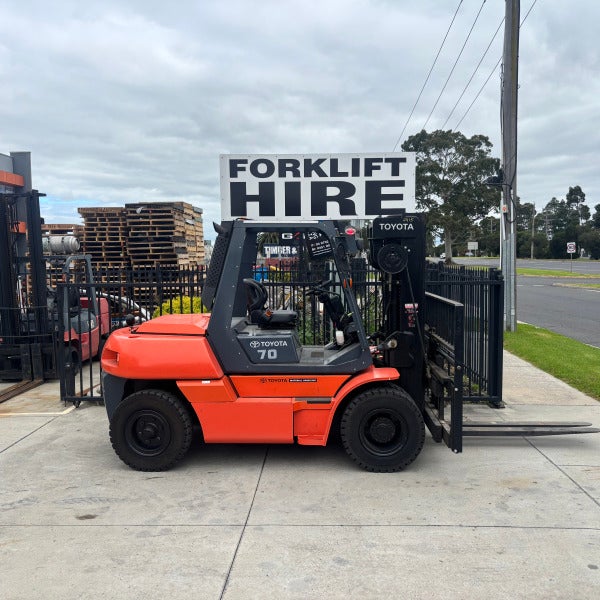 Used Toyota 7T Diesel Forklift #2415