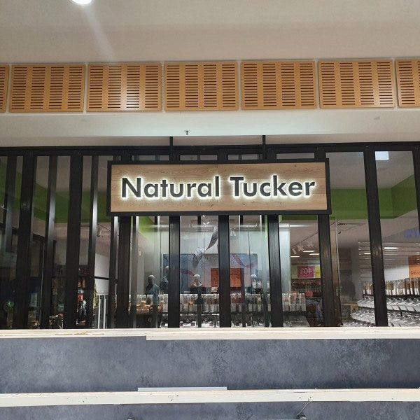 Natural Tucker
