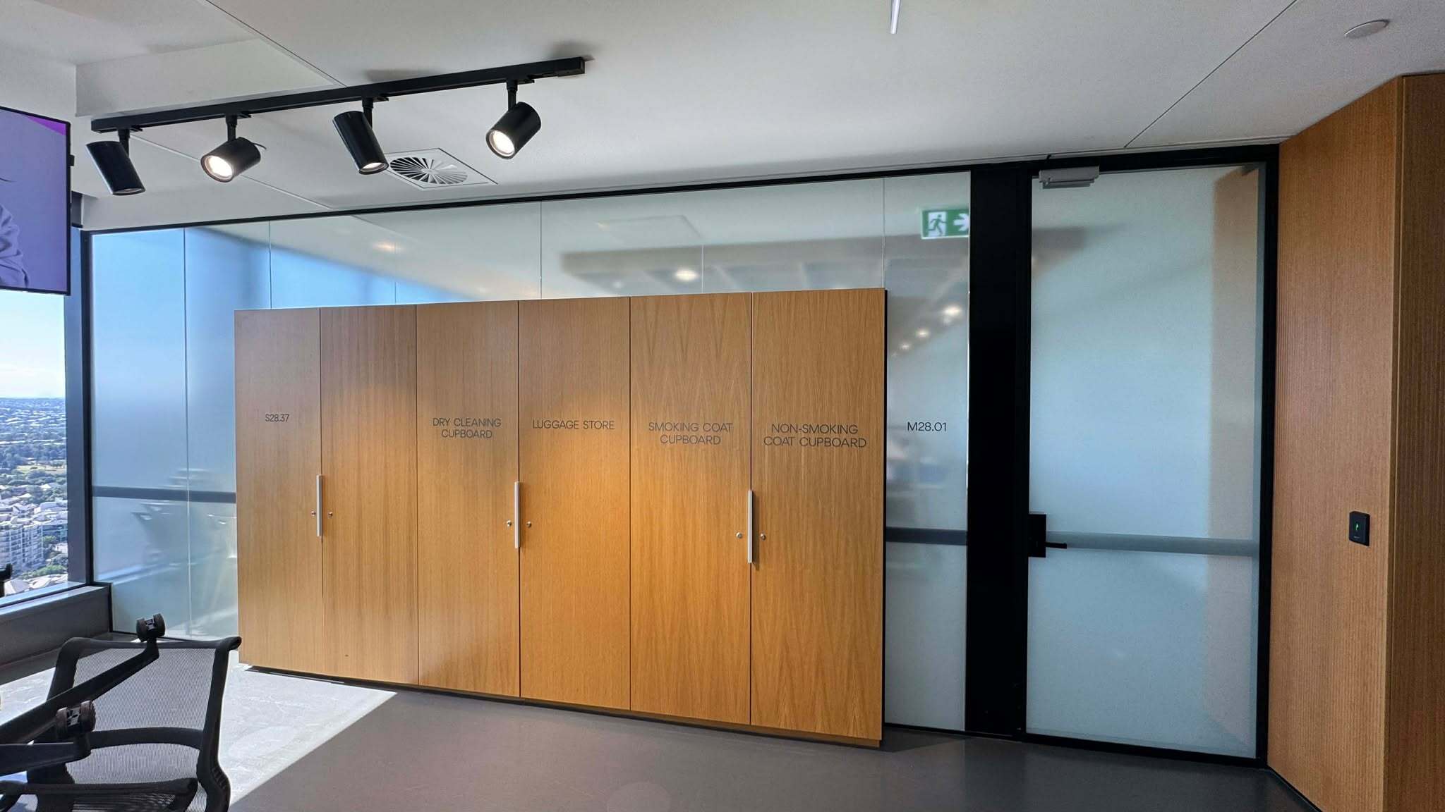 Custom Office Gradient Privacy Film For A Premium Environment | Origin Energy by Signarama Brisbane CBD