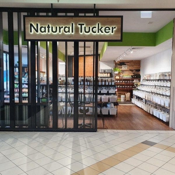 Natural Tucker