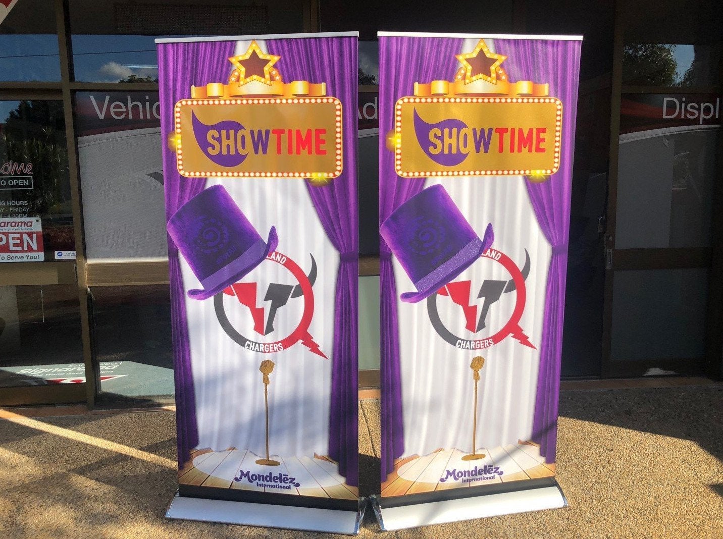 Mondelez - Pull up banners