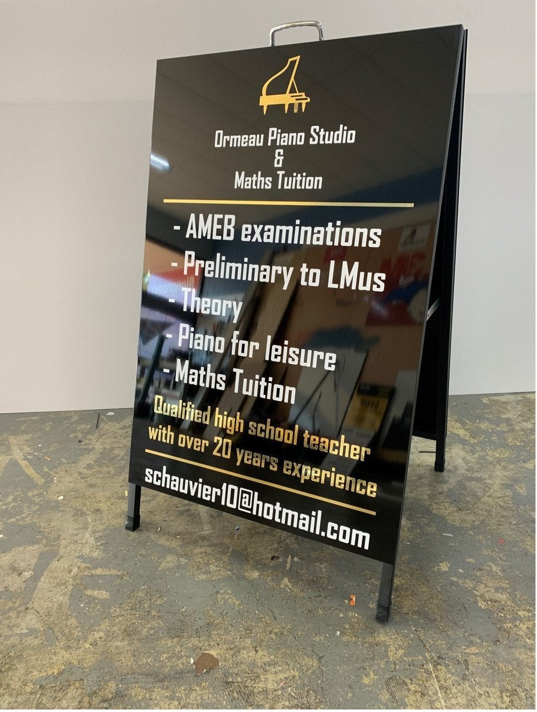 Ormeau Piano Studio - A Frame - Gloss black with gold vinyl