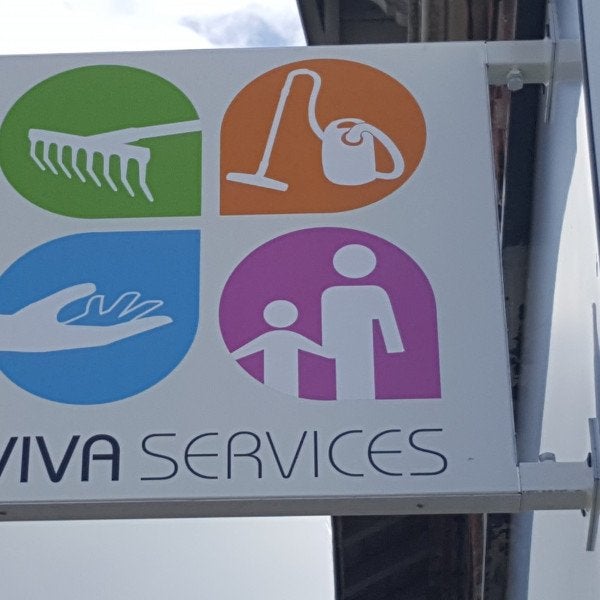Créez et installez votre Signalétique personnalisée !