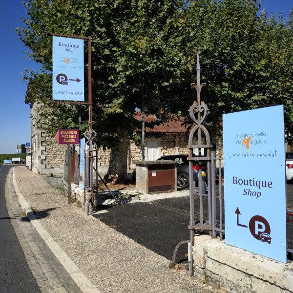 Panneaux enseignes - Mademoiselle de Margaux - Signarama Bordeaux Sud