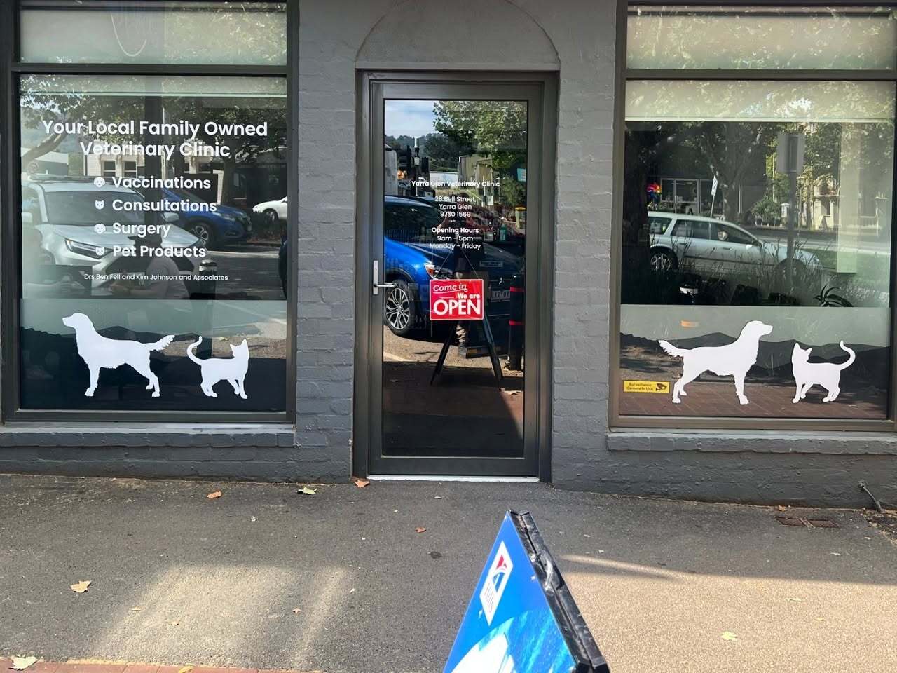 Window graphics for Yarra Ranges Animal.