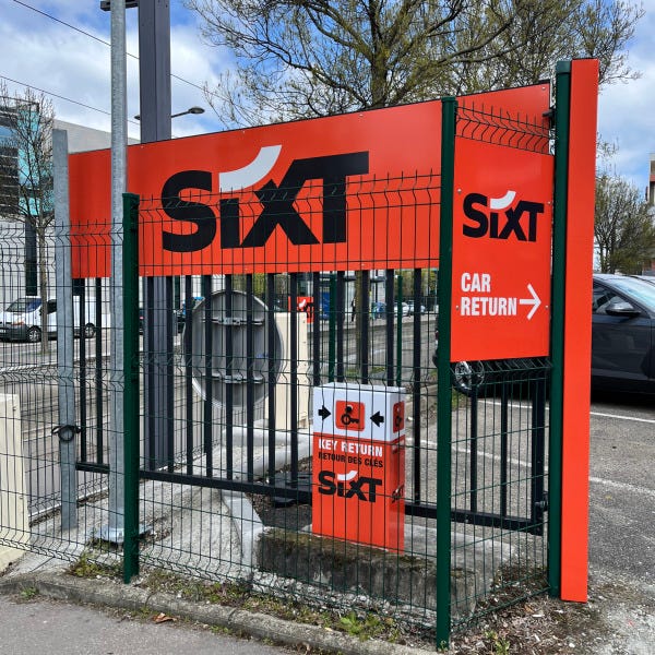 2026-04-10-sixt-signaletique-signarama-saint-etienne
