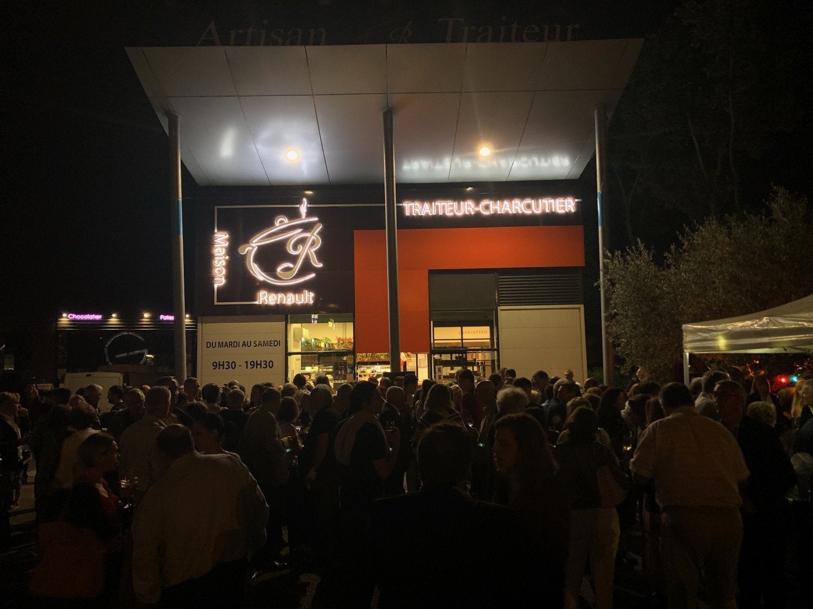 ENSEIGNE LUMINEUSE MAISON RENAULT JACOU