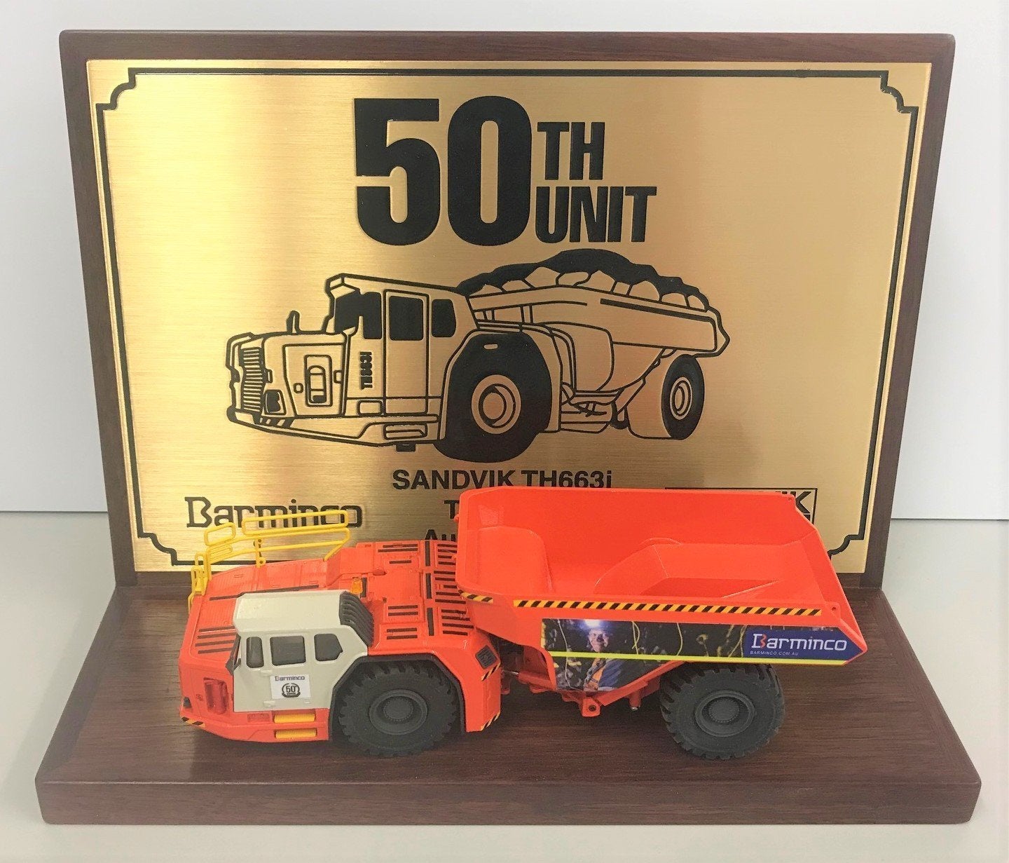 How big? 43 Tonnes of underground Truck!!