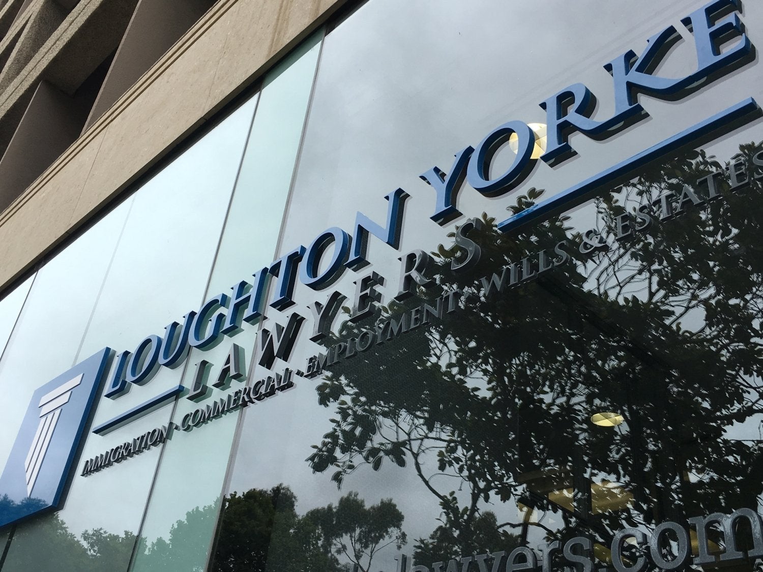 Easy Migrate / Loughton Yorke Lawyers Building Signage