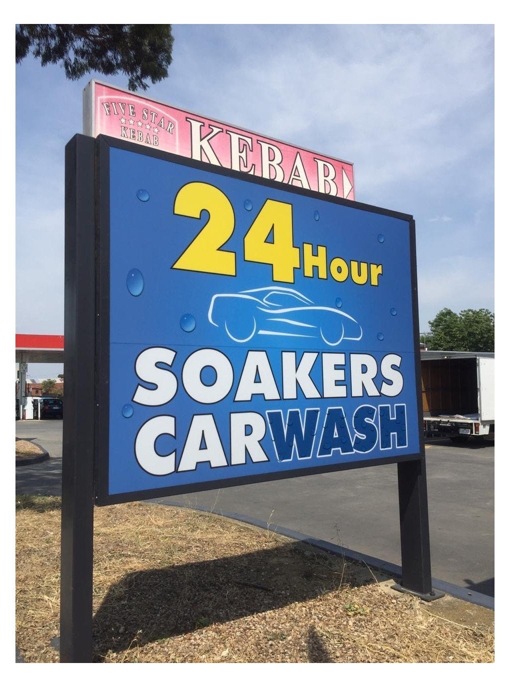 Soakers Car Wash - Reservoir - Lightboxes