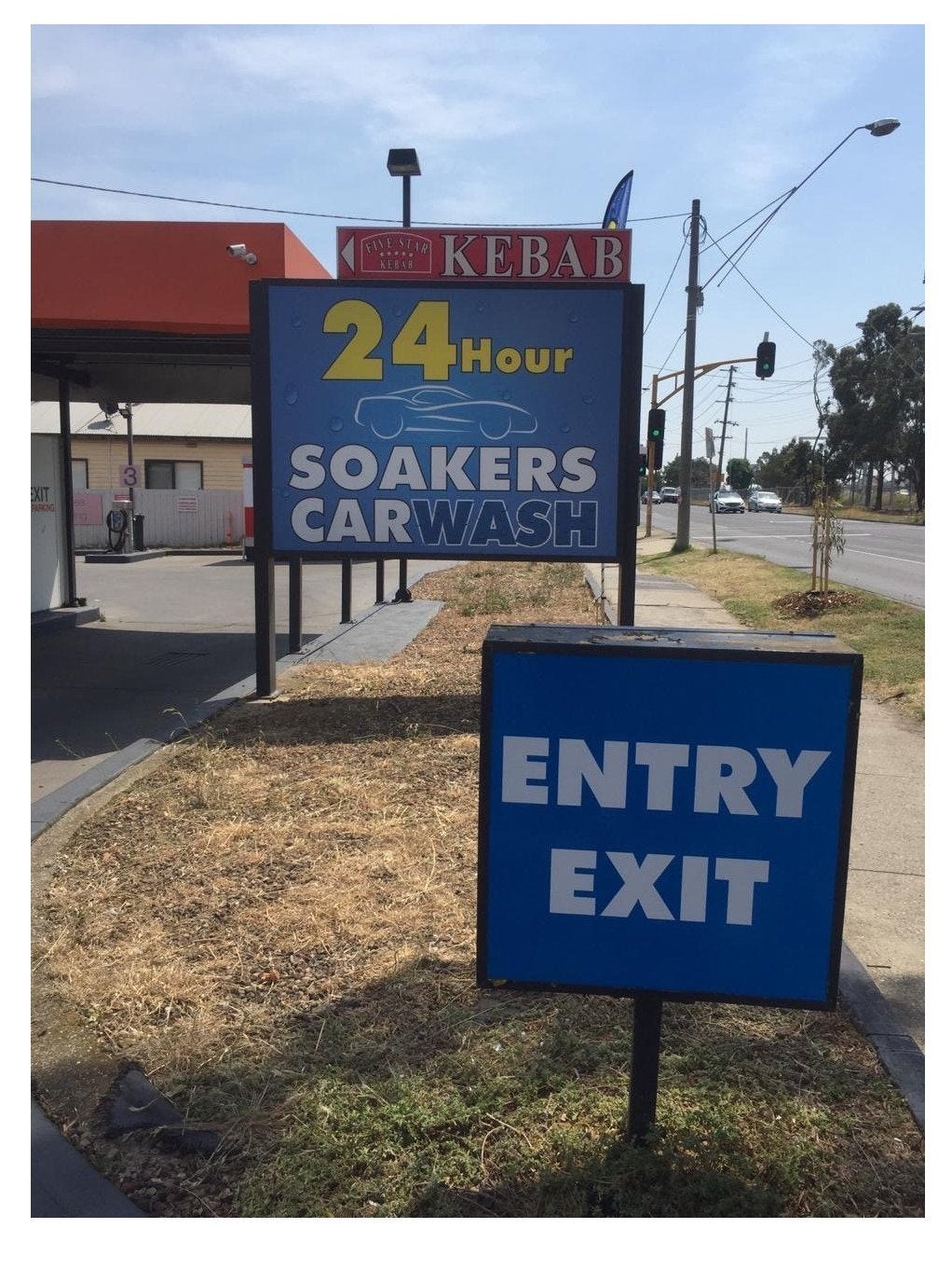 Soakers Car Wash - Reservoir - Lightboxes