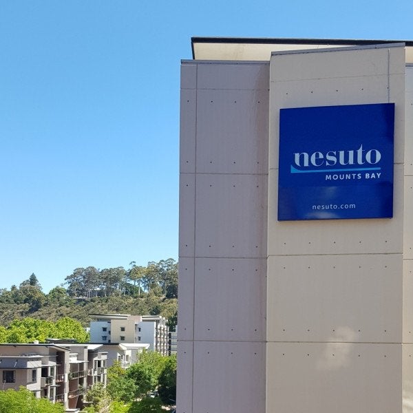 Nesuto Mounts Bay Perth Lightbox