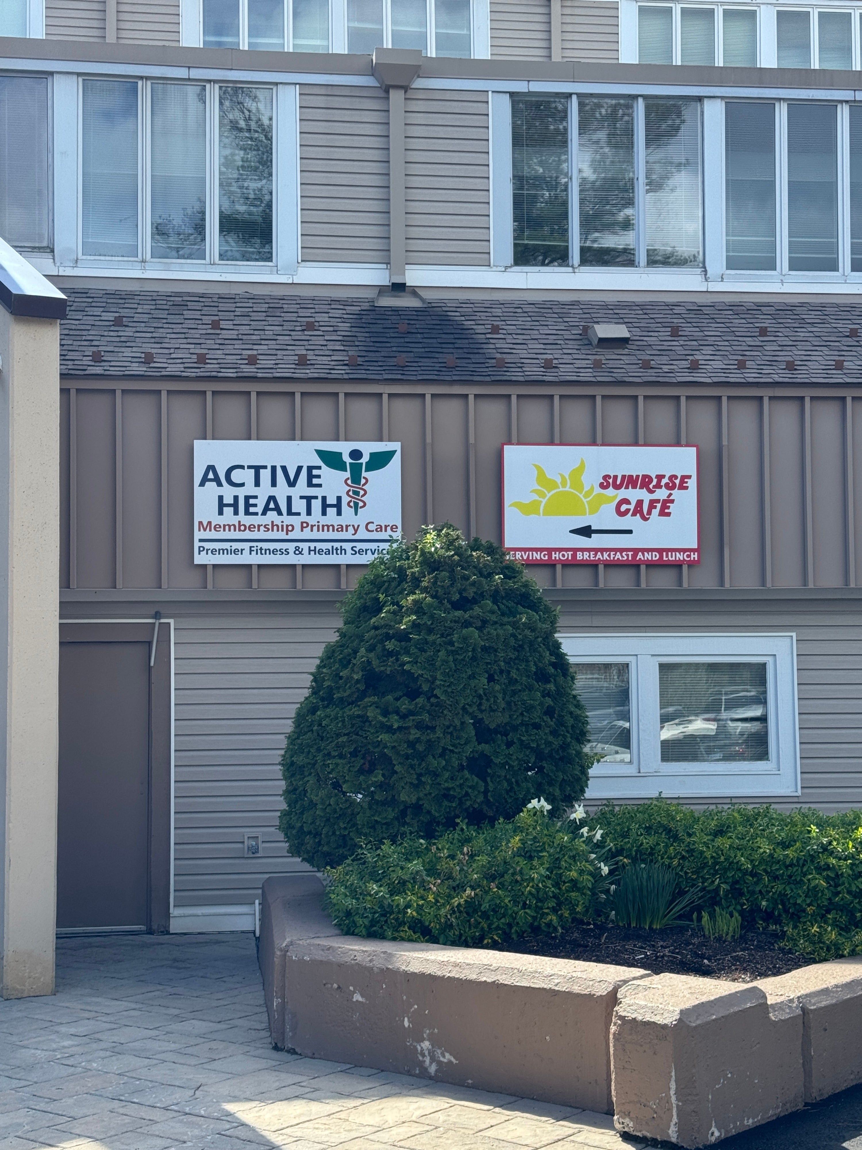 Outdoor Business Signs Installed in Farmington, CT | Active Health