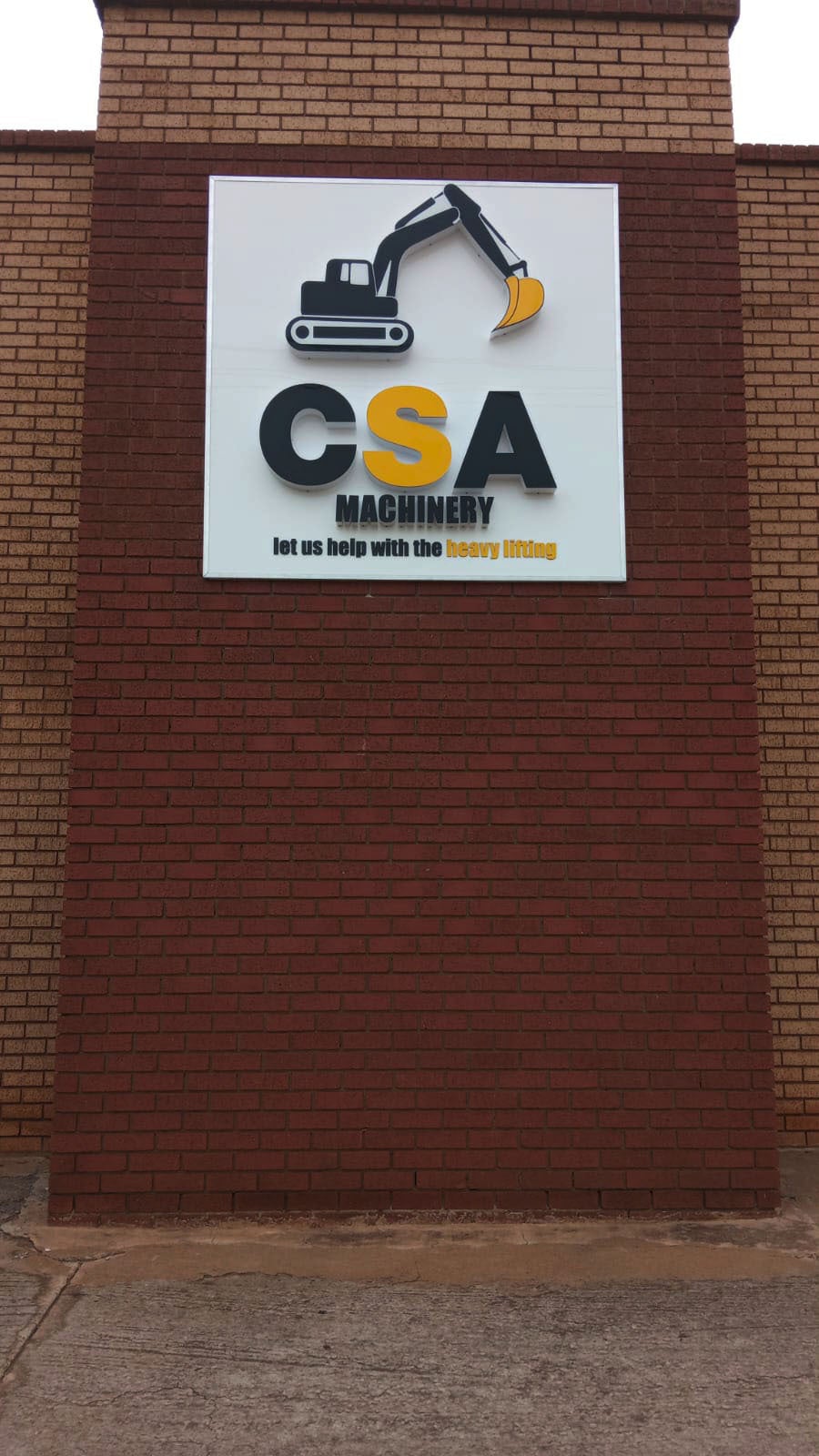 CSA Machinery – Illuminated 3D Signage Installation