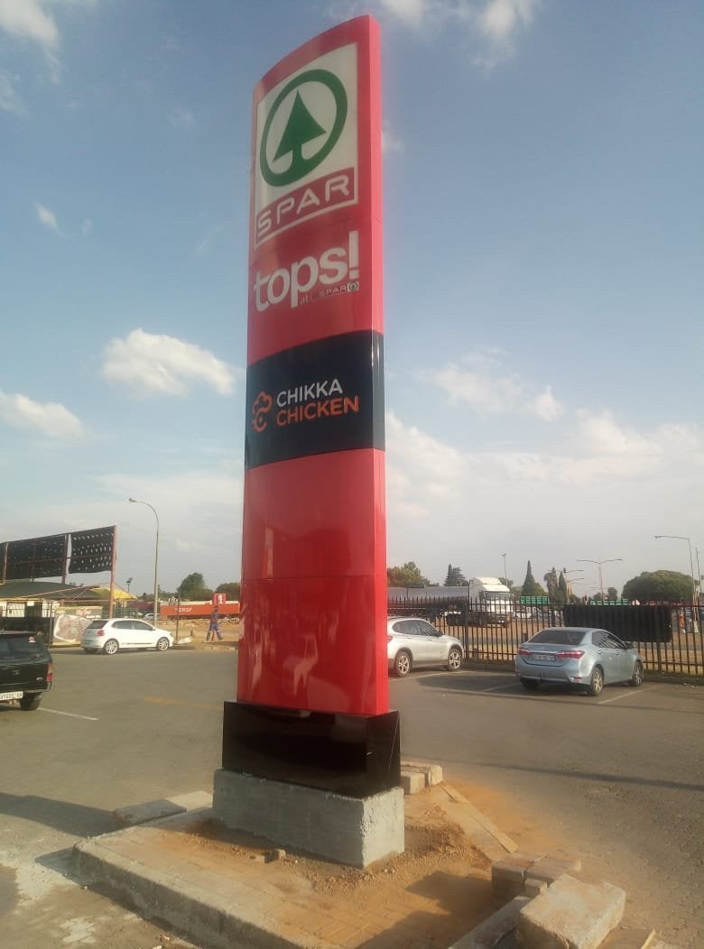 Birchgate Spar Pylon