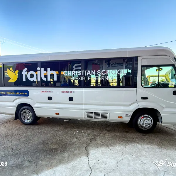 Faith Flexible Coaster Bus 02 L