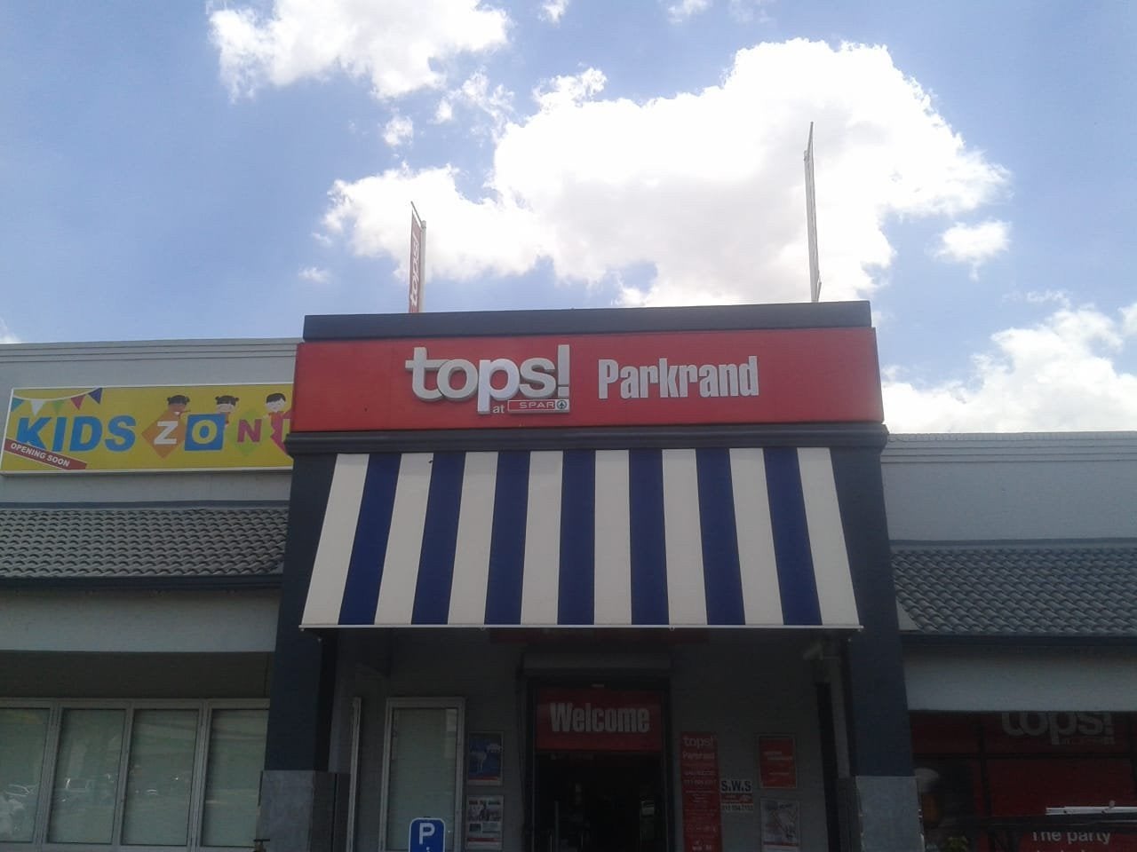 Parkrand Tops