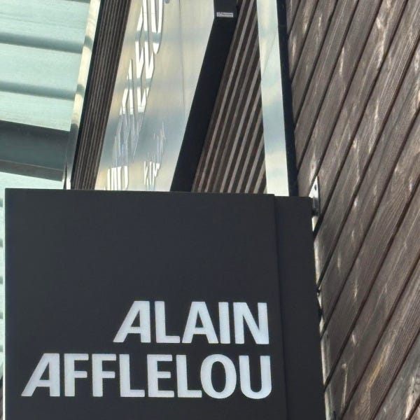 Enseigne drapeau Alain Afflelou