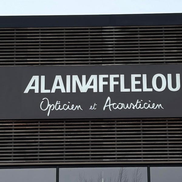 Enseigne lumineuse Alain Afflelou