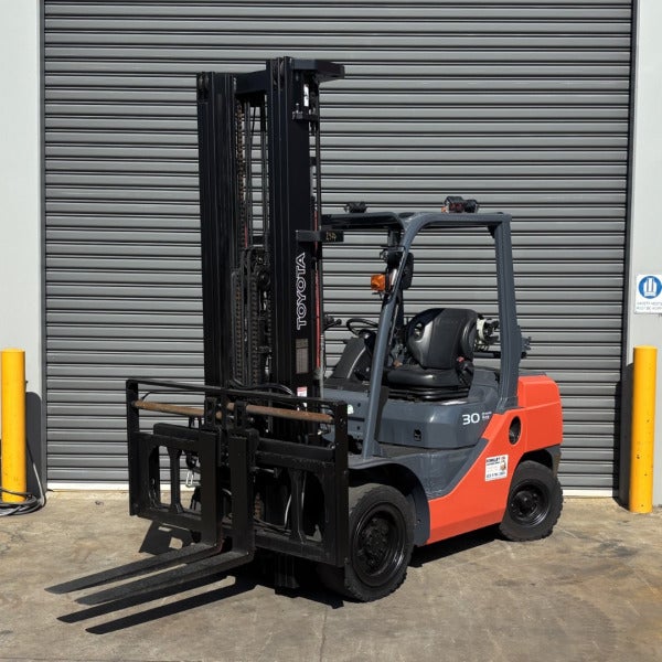 Used Toyota LPG Forklift #2374