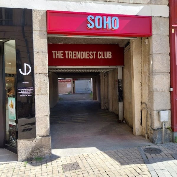 enseigne-lumineuse-discotheque-soho-signarama-le-mans