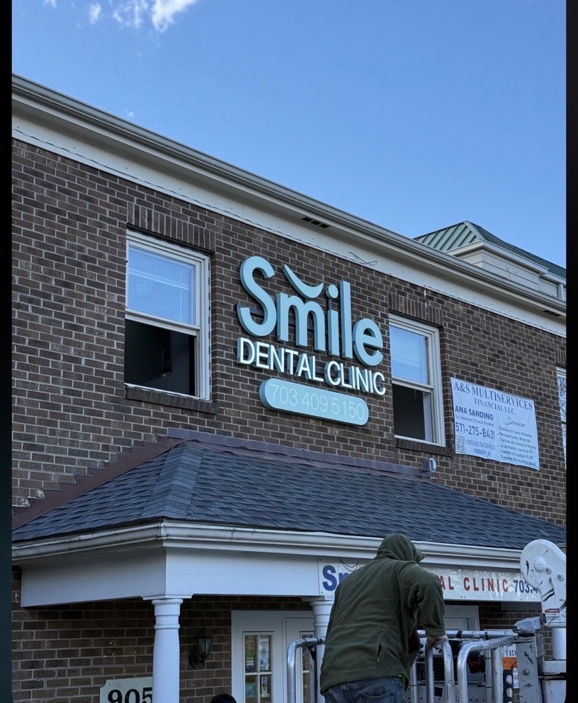 Custom Channel Letter Sign & Pill Box for Smile Dental in Historic Herndon | Flush Mounted Dental Office Signage