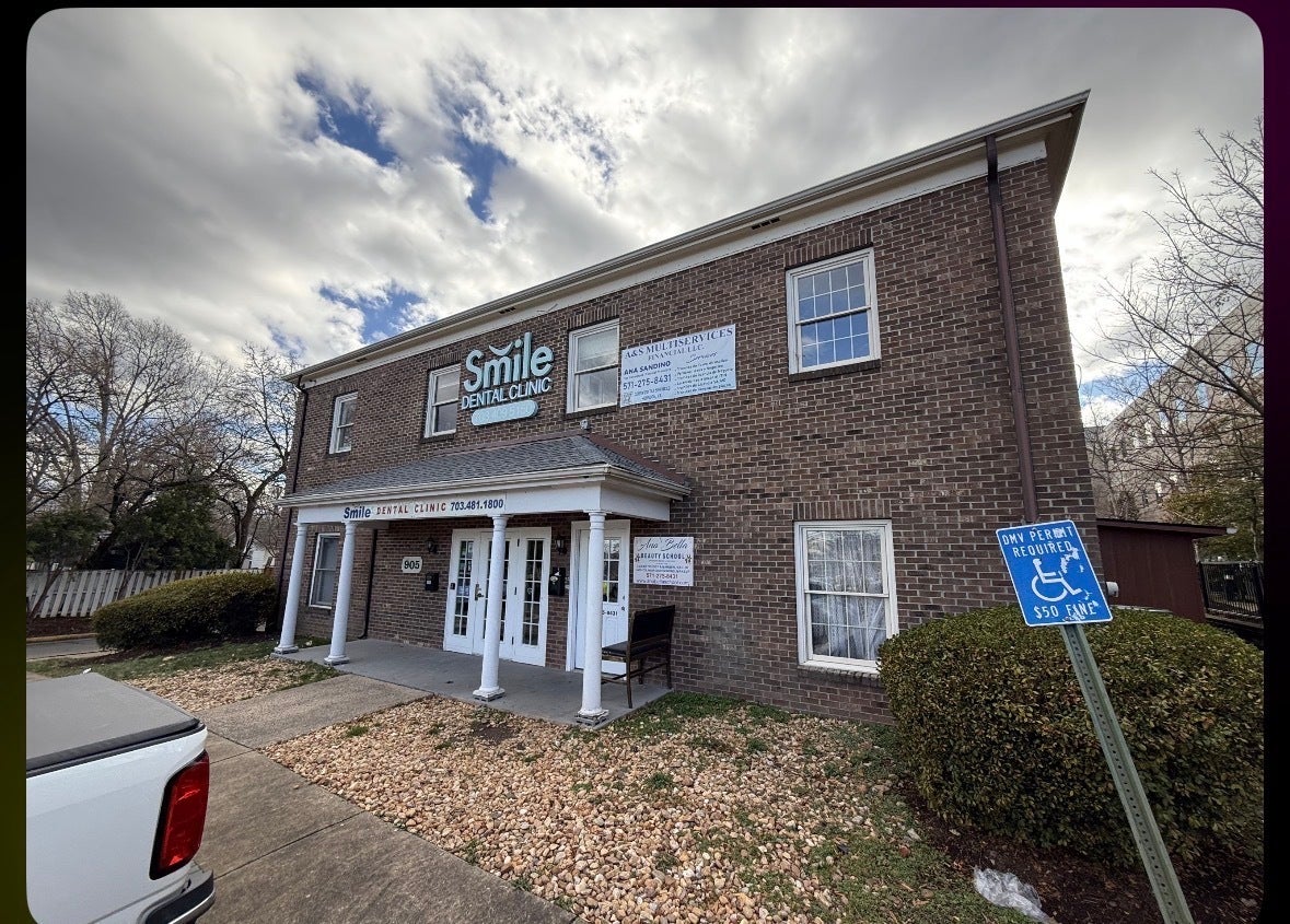 Custom Channel Letter Sign & Pill Box for Smile Dental in Historic Herndon | Flush Mounted Dental Office Signage