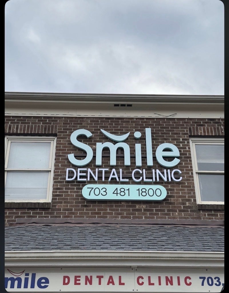 Custom Channel Letter Sign & Pill Box for Smile Dental in Historic Herndon | Flush Mounted Dental Office Signage