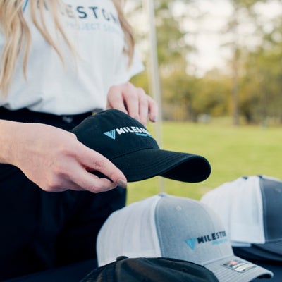 https://cdn.gorilladash.com/images/media/21297898/fully-promoted-cameroon-cc-0524-golf-headwear-embroidery-staged-square-69f451f0848af.jpeg?auto=webp&crop=1%3A1%2Csmart&width=400