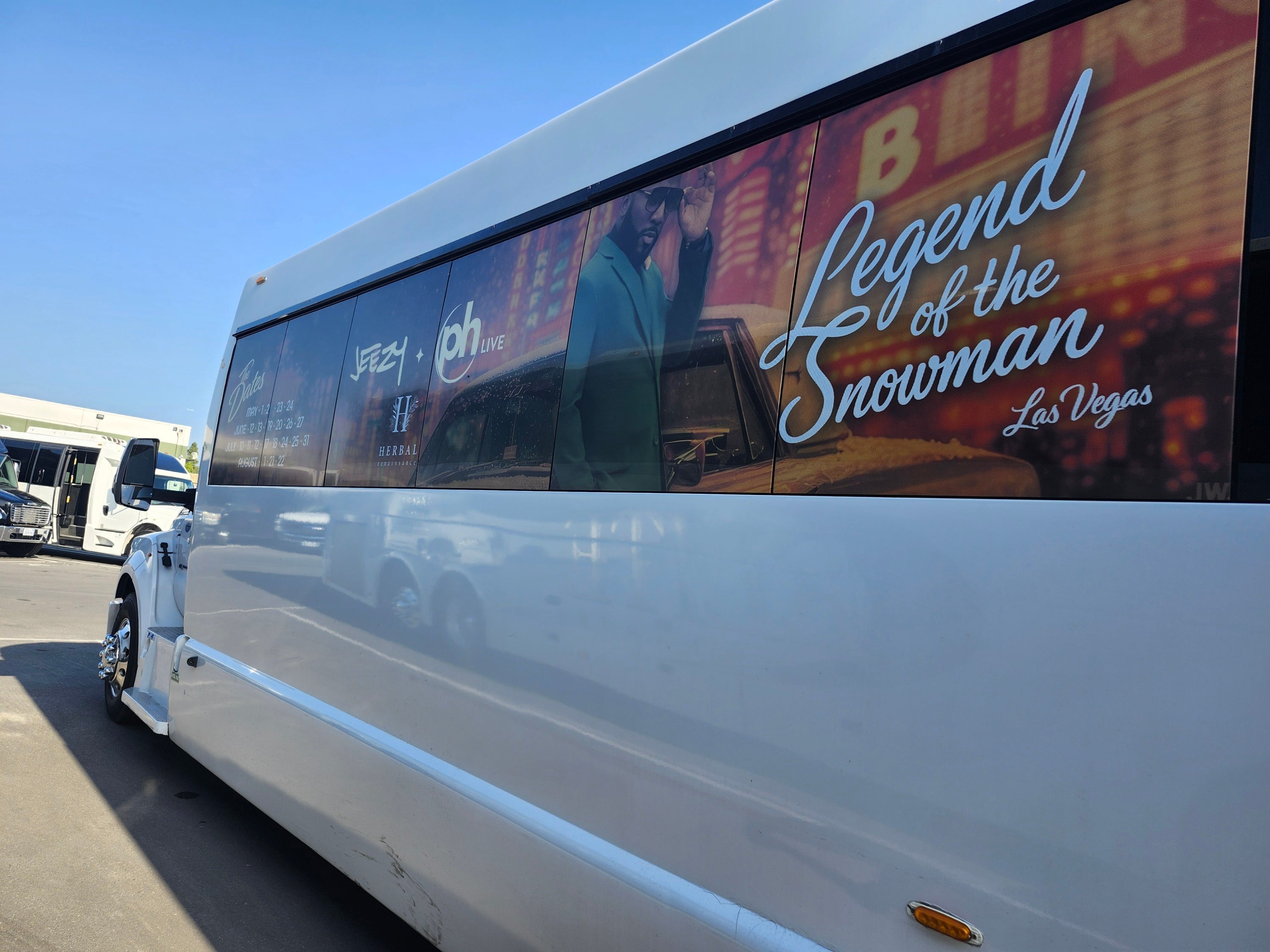 Full Bus Wrap Window Graphics Installation – High-Impact Mobile Advertising
