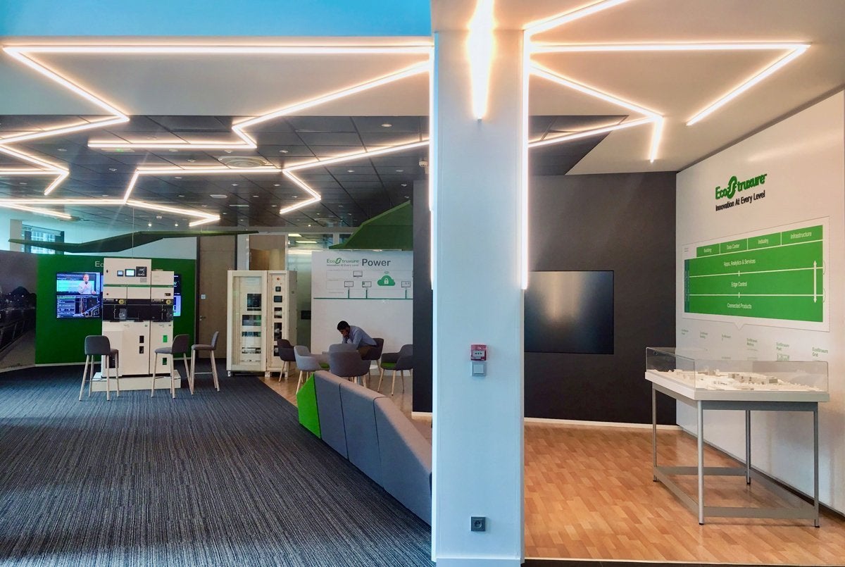 SHOWROOM SCHNEIDER ELECTRIC TECHNOPOLE GRENOBLE
