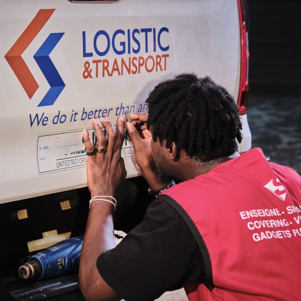 Covering véhicule LS - Autocollant et stickers pour véhicules professionnels - Signarama Côte d'Ivoire - Abidjan Cocody