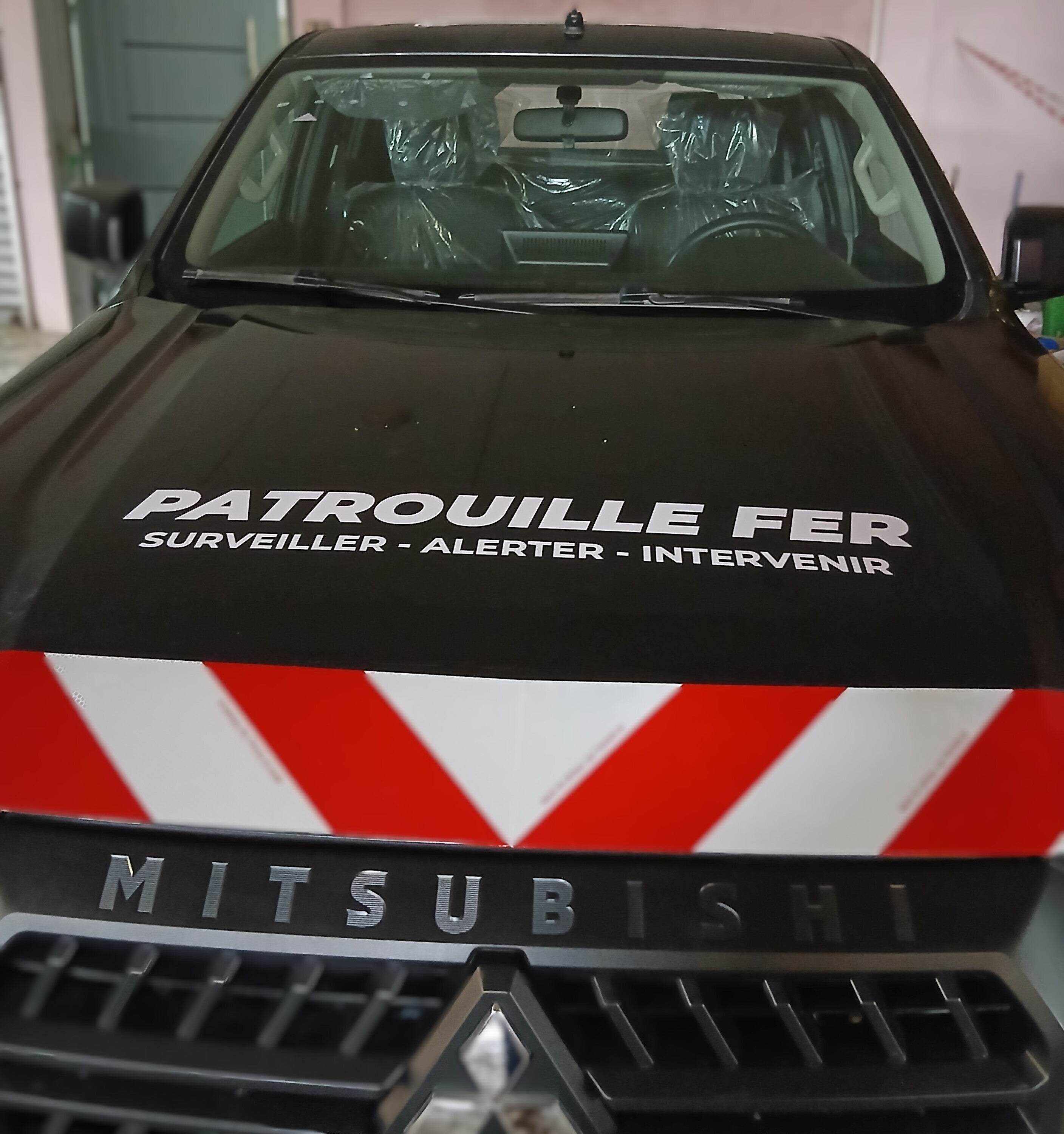 Covering véhicule FER - Autocollant et stickers pour véhicules professionnels - Signarama Côte d'Ivoire - Abidjan Cocody