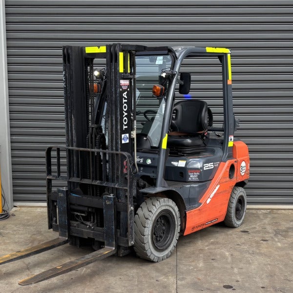 Used Toyota LPG Forklift #2423