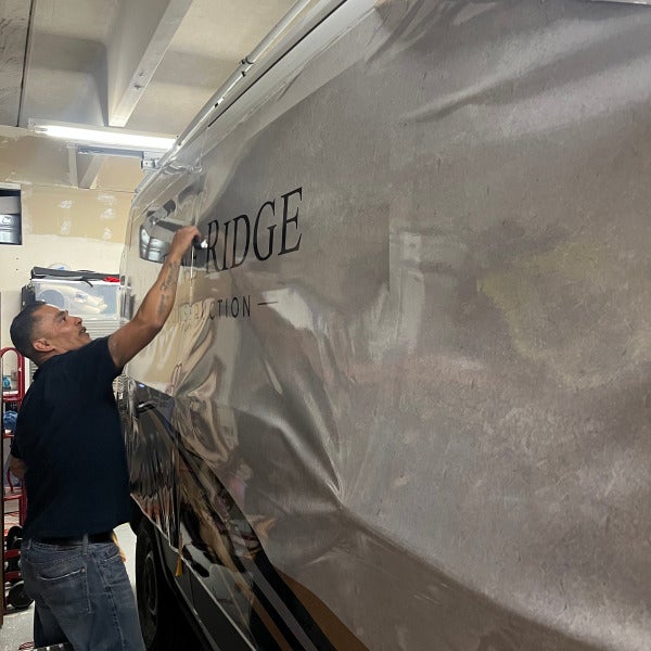 Vehicle Wraps for Business: What to Expect from Start to Finish
