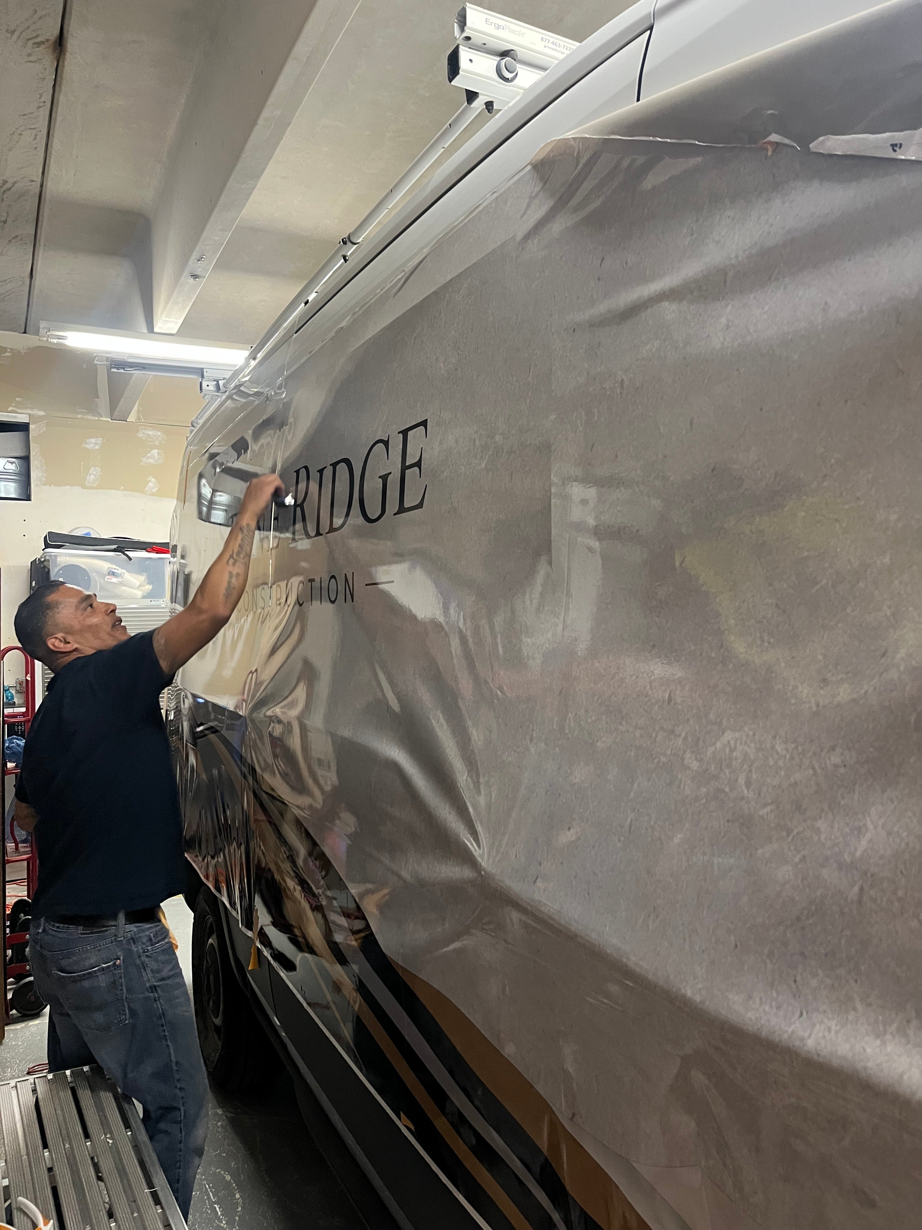 Vehicle Wraps for Business: What to Expect from Start to Finish
