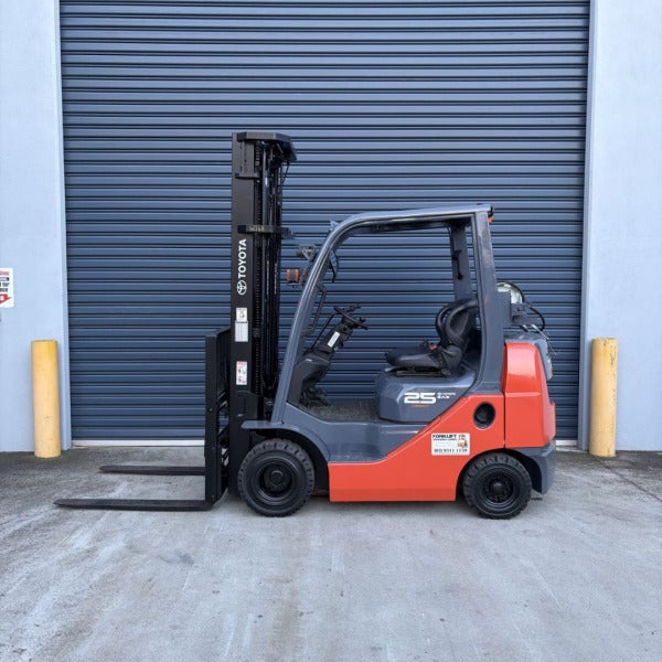 Forklift Clearance Centre - Servicing