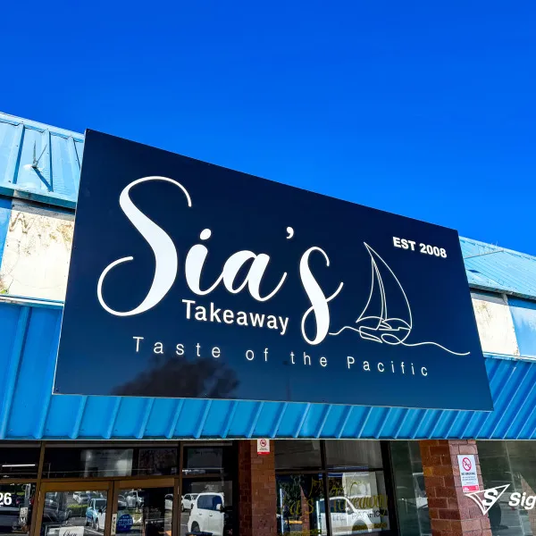ACM shopfront sign designed and installed by Signarama Springwood for Sia's Takeaway, featuring bold and durable signage for improved street visibility