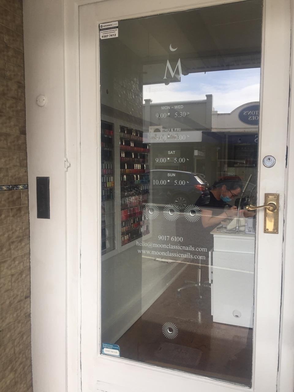 Moon Classic Nails and Beauty - Ivanhoe