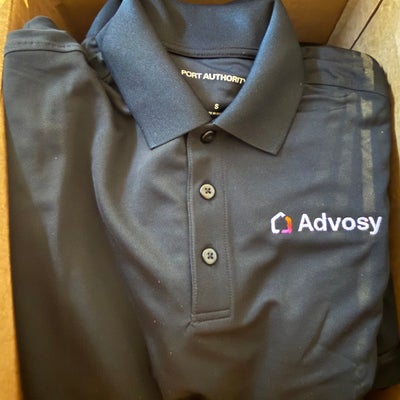 https://cdn.gorilladash.com/images/media/21350578/fully-promoted-usa-polos-embroidery-square-6a05077234e84.jpeg?auto=webp&crop=1%3A1%2Csmart&width=400