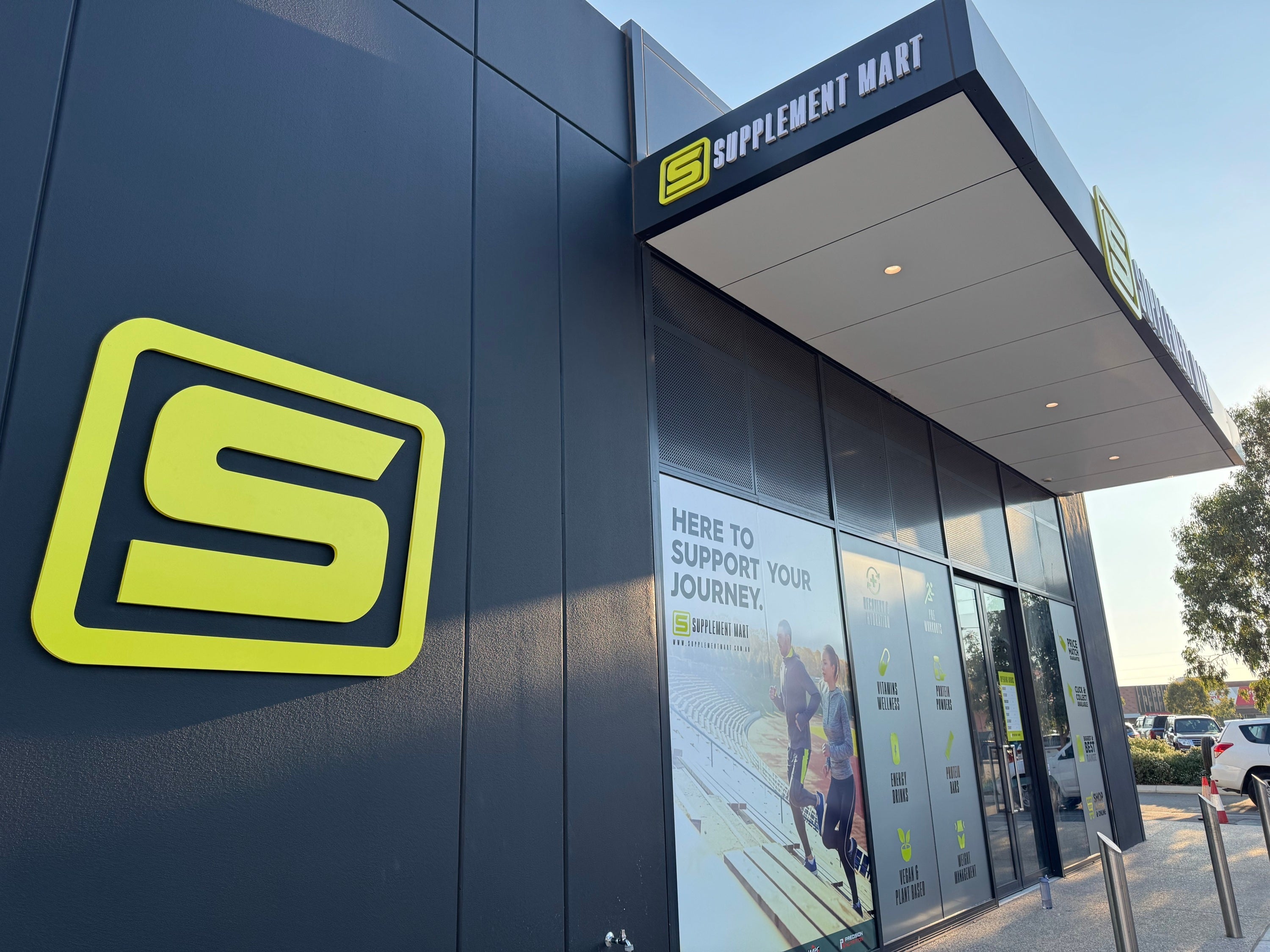 New Store Signage Installed for Supplement Mart Midland by Signarama Malaga