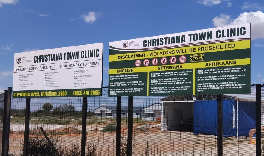 Chromadek Clinic Signage