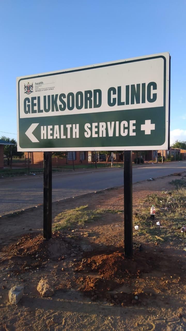 Chromadek Clinic Signage