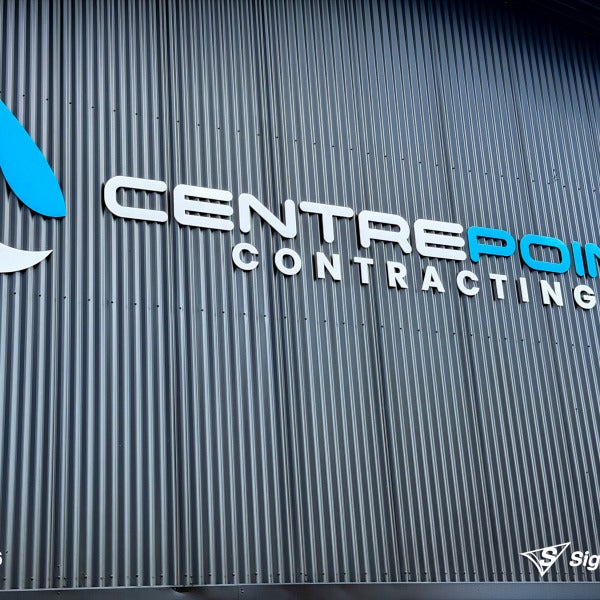 3D acrylic letters and logo with premium 2Pac sprayed finish created and installed by Signarama Springwood for Centrepoint Contracting