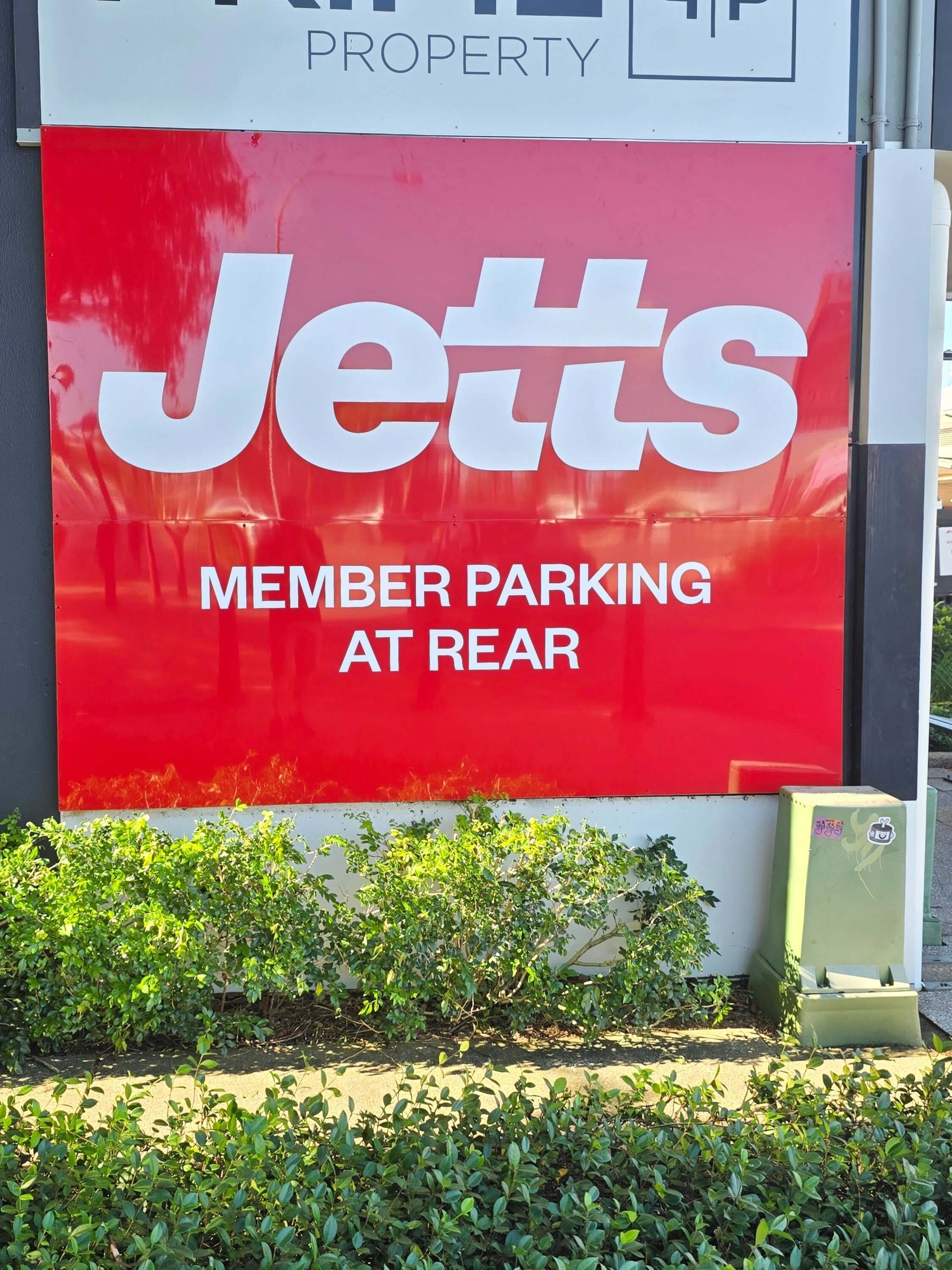 Corporate Branding for Jetts in Buderim