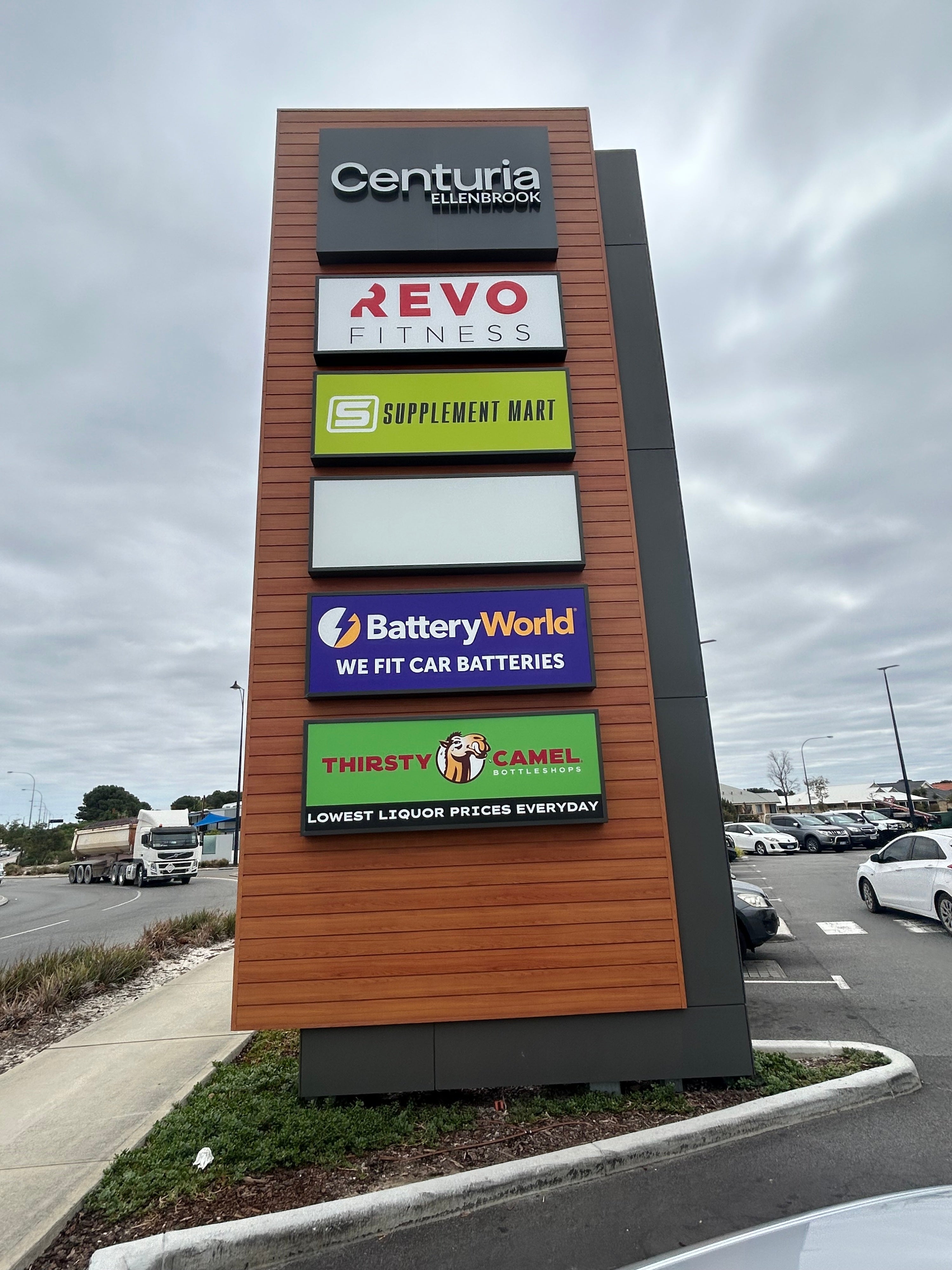Pylon Signs That Get Your Business Noticed