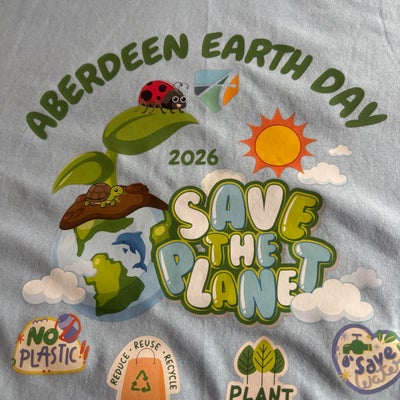 https://cdn.gorilladash.com/images/media/21371270/fully-promoted-usa-earth-day-t-shirts-square-6a0ddcd519613.jpeg?auto=webp&crop=1%3A1%2Csmart&width=400