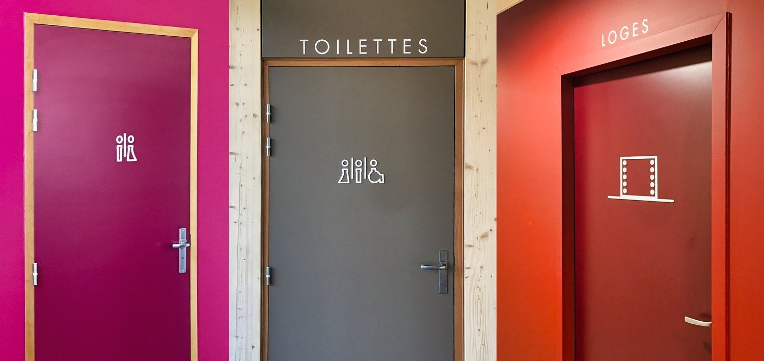 Enseigne métal en lettres découpées Mairie de Saint Sauveur