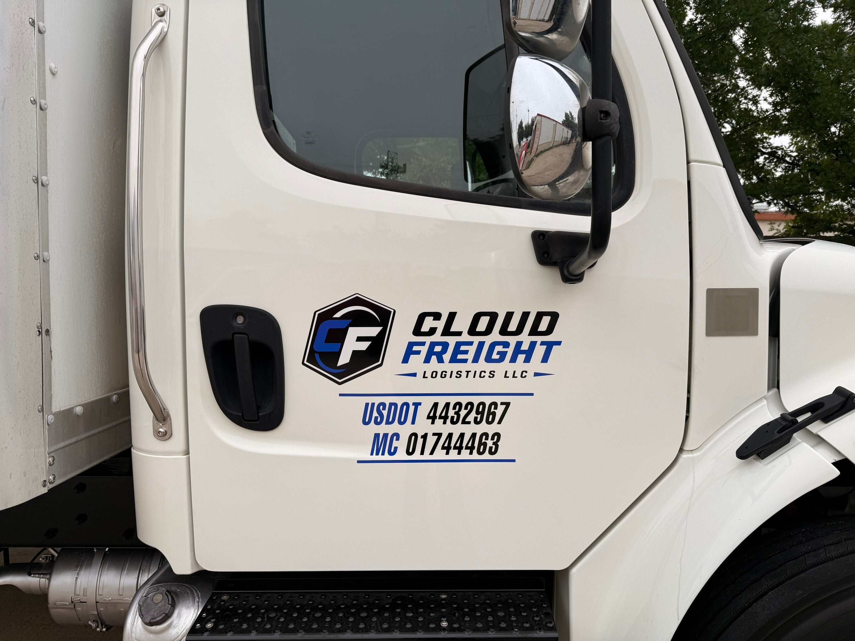 Custom USDOT lettering and logo installation for Cloud Freight Logistics LLC produced and installed by Signarama North Fort Worth / Keller