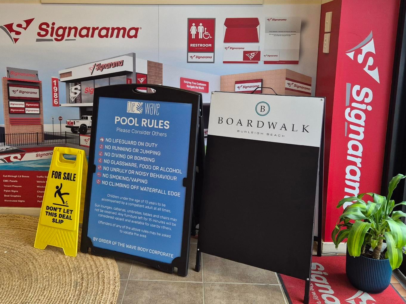 Aframe or Sandwich board?